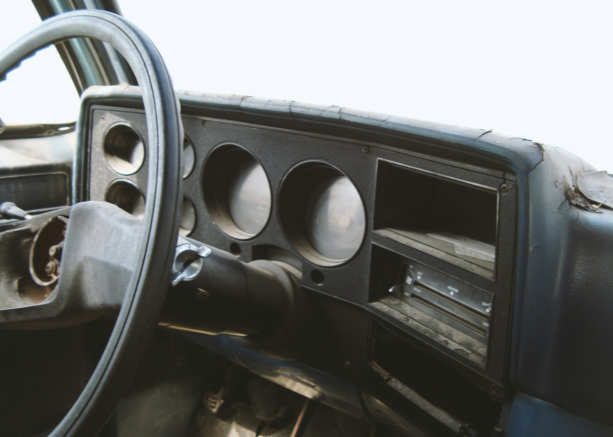 ドライバーショットを安定させる基本フォームとチェックポイント